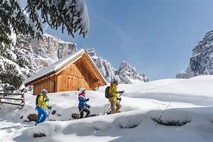 Escursioni con le ciaspole nel silenzio delle Dolomiti